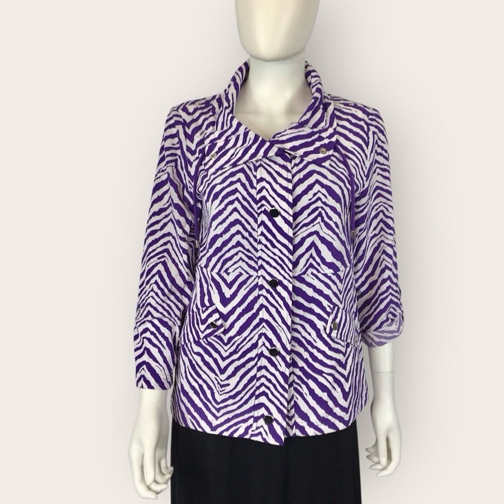 Chico’s Zenergy Windbreaker Jacket Purple & White Animal Zebra Print